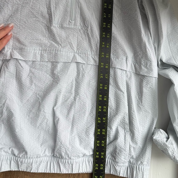 Lululemon Pack Light Pullover Packable Jacket Size 4 Blue Ocean Air 1/2 Zip - Picture 10 of 11